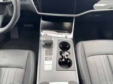 AUDI A6 Avant S line 40 TDI MATRIX 360  HUD