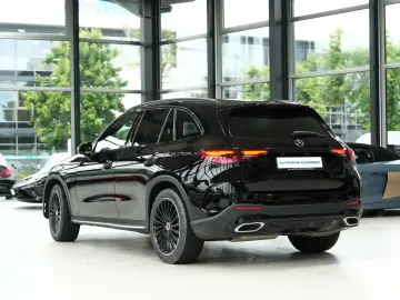 MERCEDES-BENZ GLC 300d 4Matic AMG-LINE NIGHT BURMESTER 20 LM