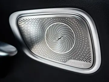 MERCEDES-BENZ GLC 300d 4Matic AMG-LINE NIGHT BURMESTER 20 LM
