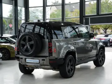LAND ROVER Defender 110 X-Dynamic SE LUFTFED MERDIAN 360