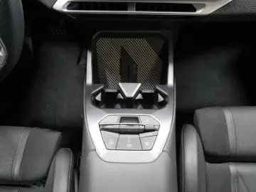 BMW iX3 50 xDrive M Sport Pro h&k PANO Vision AHK DA