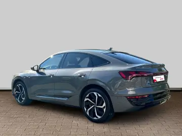AUDI Q8 e-tron Sportback 50 LED Kamera Optik Paket Lu