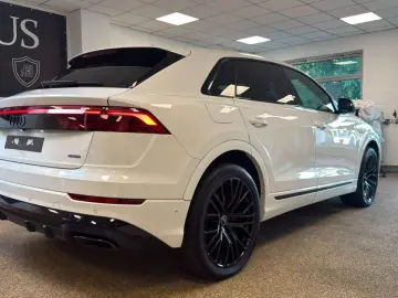 AUDI Q8 50 TDI QUATTRO PANO S-LINE ALLBLACK