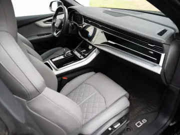 AUDI Q8 50TDI.SLINE.LUFTFE.PANO.B&O.23 .AHK