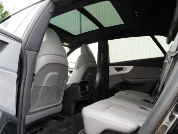 AUDI Q8 50TDI.SLINE.LUFTFE.PANO.B&O.23 .AHK