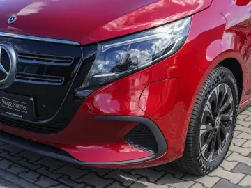 MERCEDES-BENZ EQV 300 lang Distronic AIRMATIC Kamera…