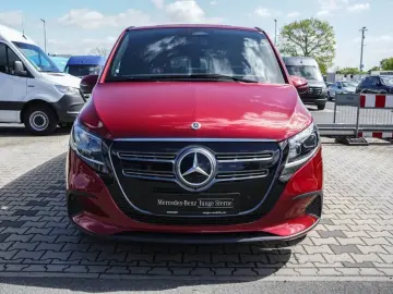 MERCEDES-BENZ EQV 300 lang Distronic AIRMATIC Kamera…