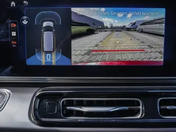 MERCEDES-BENZ EQV 300 lang Distronic AIRMATIC Kamera…