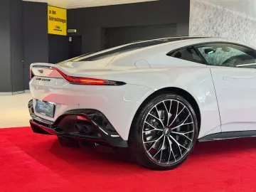 ASTON MARTIN V8 Vantage 1764KM WHITESTONE SONDERLACK…