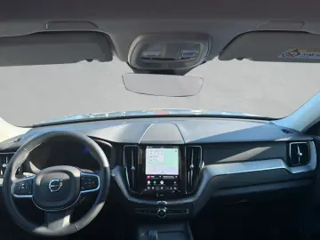 VOLVO XC60 B4 Mild-Hybrid Core ACC LED