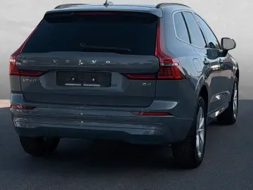 VOLVO XC60 B4 Mild-Hybrid Core ACC LED