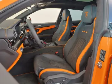 LAMBORGHINI Urus 4.0 V8 Sport