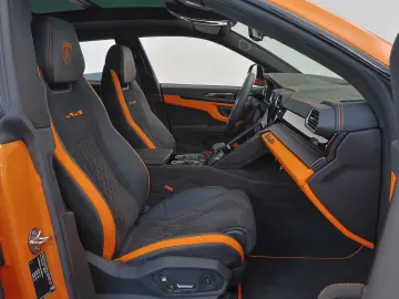 LAMBORGHINI Urus 4.0 V8 Sport