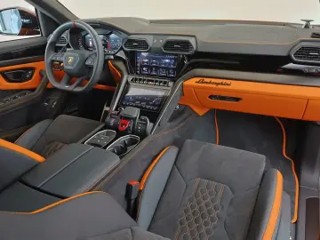 LAMBORGHINI Urus 4.0 V8 Sport