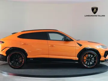 LAMBORGHINI Urus 4.0 V8 Sport
