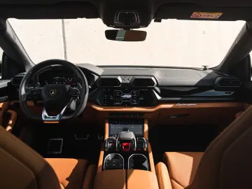 LAMBORGHINI Urus 4.0 V8 PHEV SE