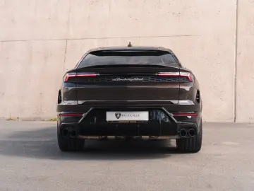 LAMBORGHINI Urus 4.0 V8 PHEV SE