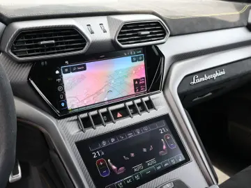 LAMBORGHINI URUS Performante AdPersonam 4Sitz-Carbon-B&O