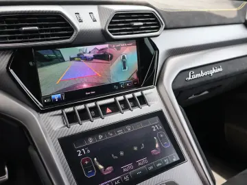 LAMBORGHINI URUS Performante AdPersonam 4Sitz-Carbon-B&O