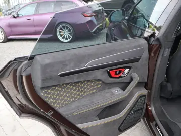 LAMBORGHINI URUS Performante AdPersonam 4Sitz-Carbon-B&O