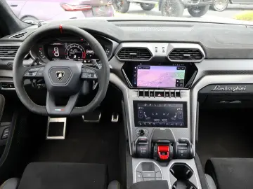 LAMBORGHINI URUS Performante AdPersonam 4Sitz-Carbon-B&O