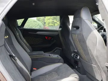 LAMBORGHINI URUS Performante AdPersonam 4Sitz-Carbon-B&O