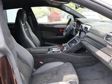 LAMBORGHINI URUS Performante AdPersonam 4Sitz-Carbon-B&O