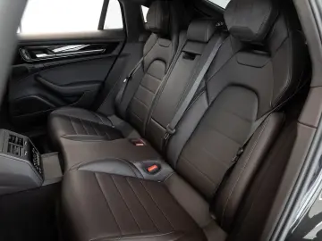 PORSCHE Panamera Turbo S E-Hybrid von BENTLEY FRANKFURT