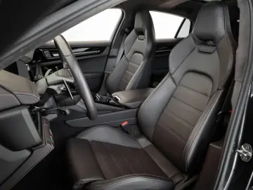 PORSCHE Panamera Turbo S E-Hybrid von BENTLEY FRANKFURT