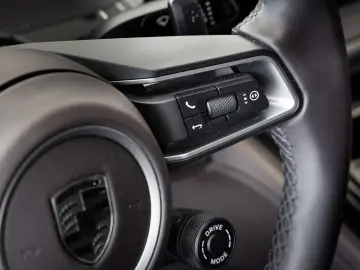 PORSCHE Panamera Turbo S E-Hybrid von BENTLEY FRANKFURT