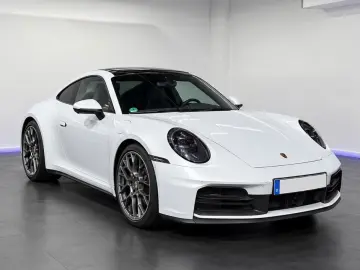 PORSCHE 992 Carrera LIFT BOSE® G-DACH HD INNO-DRIVE ACC