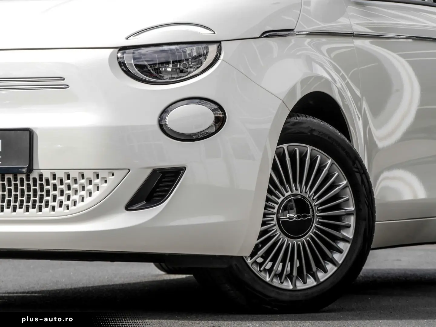 FIAT Neuer 500C Base PDC Klimaautomatik ALU CarPlay