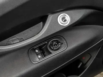 FIAT Neuer 500C Base PDC Klimaautomatik ALU CarPlay