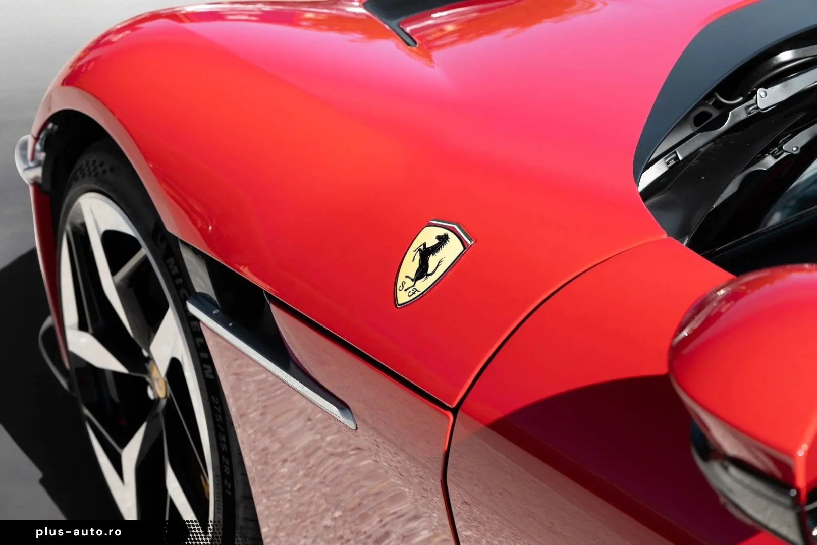 FERRARI 12Cilindri