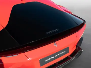 FERRARI 12Cilindri