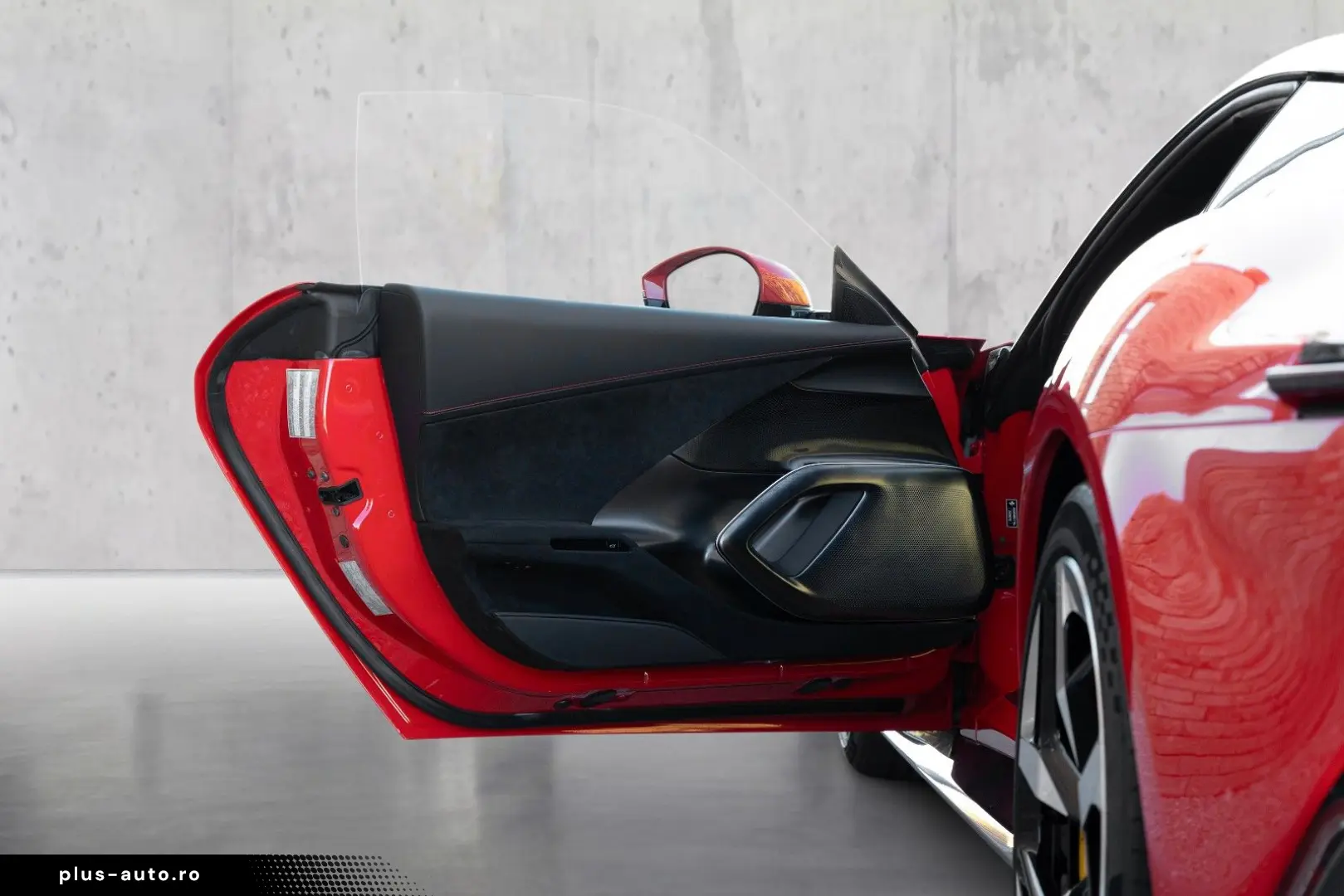 FERRARI 12Cilindri