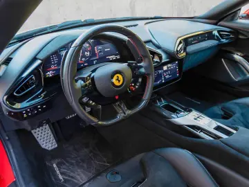 FERRARI 12Cilindri