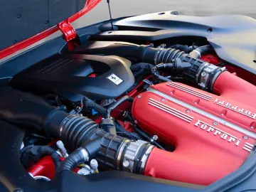FERRARI 12Cilindri