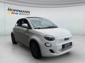FIAT 500e Cabrio PDC CARPLAY ALU KLIMAAUTOMATIK