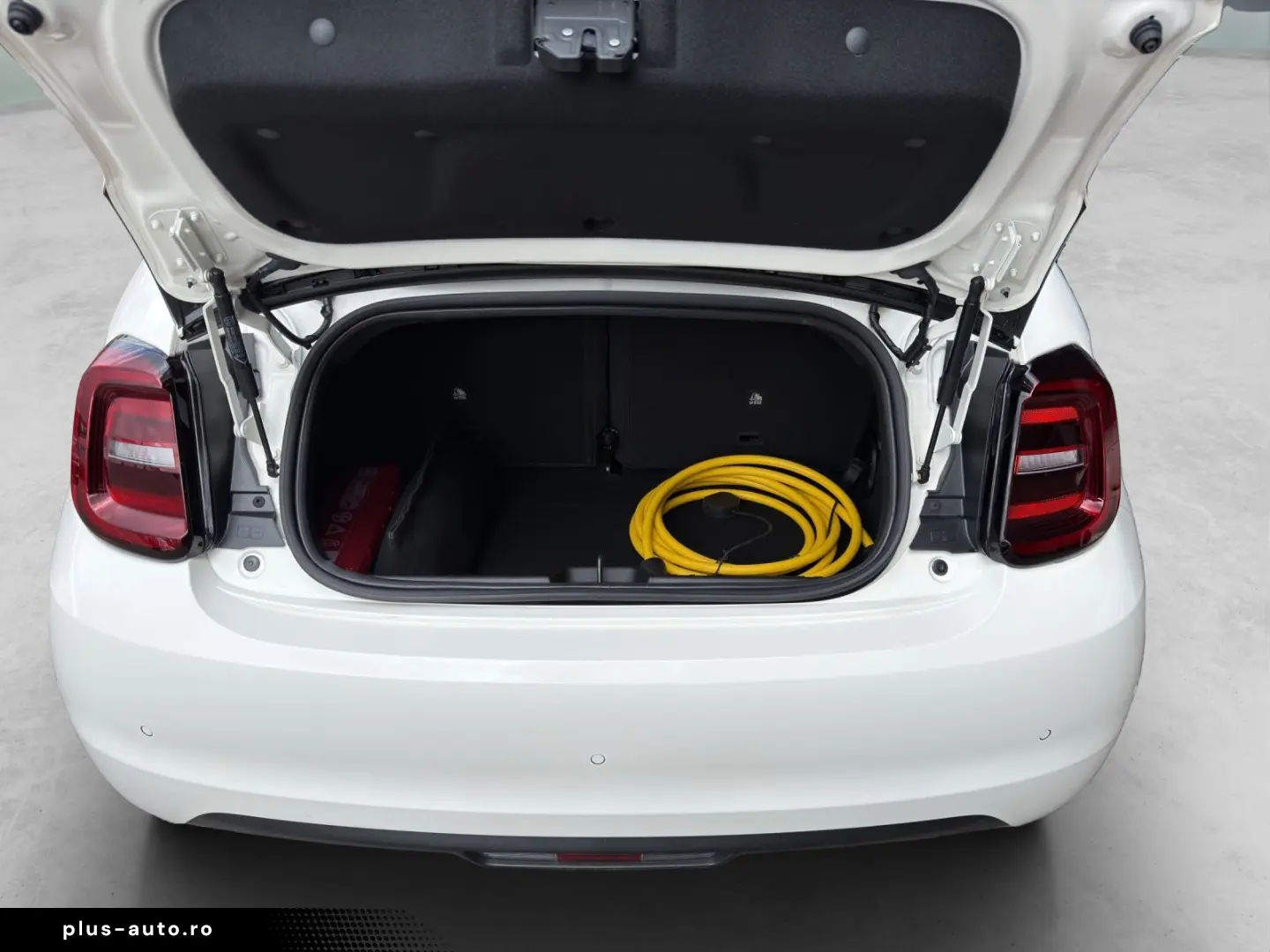 FIAT 500e Cabrio PDC CARPLAY ALU KLIMAAUTOMATIK