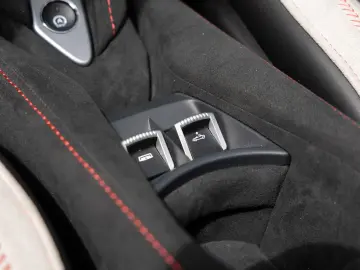 MCLAREN 750S Spider   Performance Interior