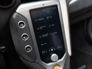 MCLAREN 750S Spider   Performance Interior