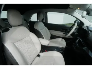 FIAT 500e Cabrio BY BOCELLI AT 42 Kwh 118PS LED NAVI