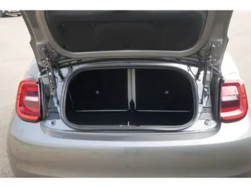 FIAT 500e Cabrio BY BOCELLI AT 42 Kwh 118PS LED NAVI