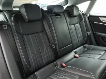 AUDI A7 Sportback 40 TDI S line Ext.  HUD  Assist  Pa