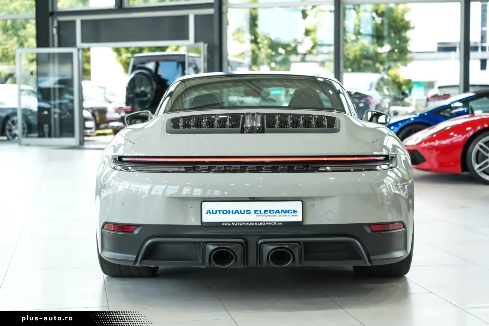 PORSCHE 911 Targa 4 GTS CHRONO LIFT CARBON BOSE 21 LM