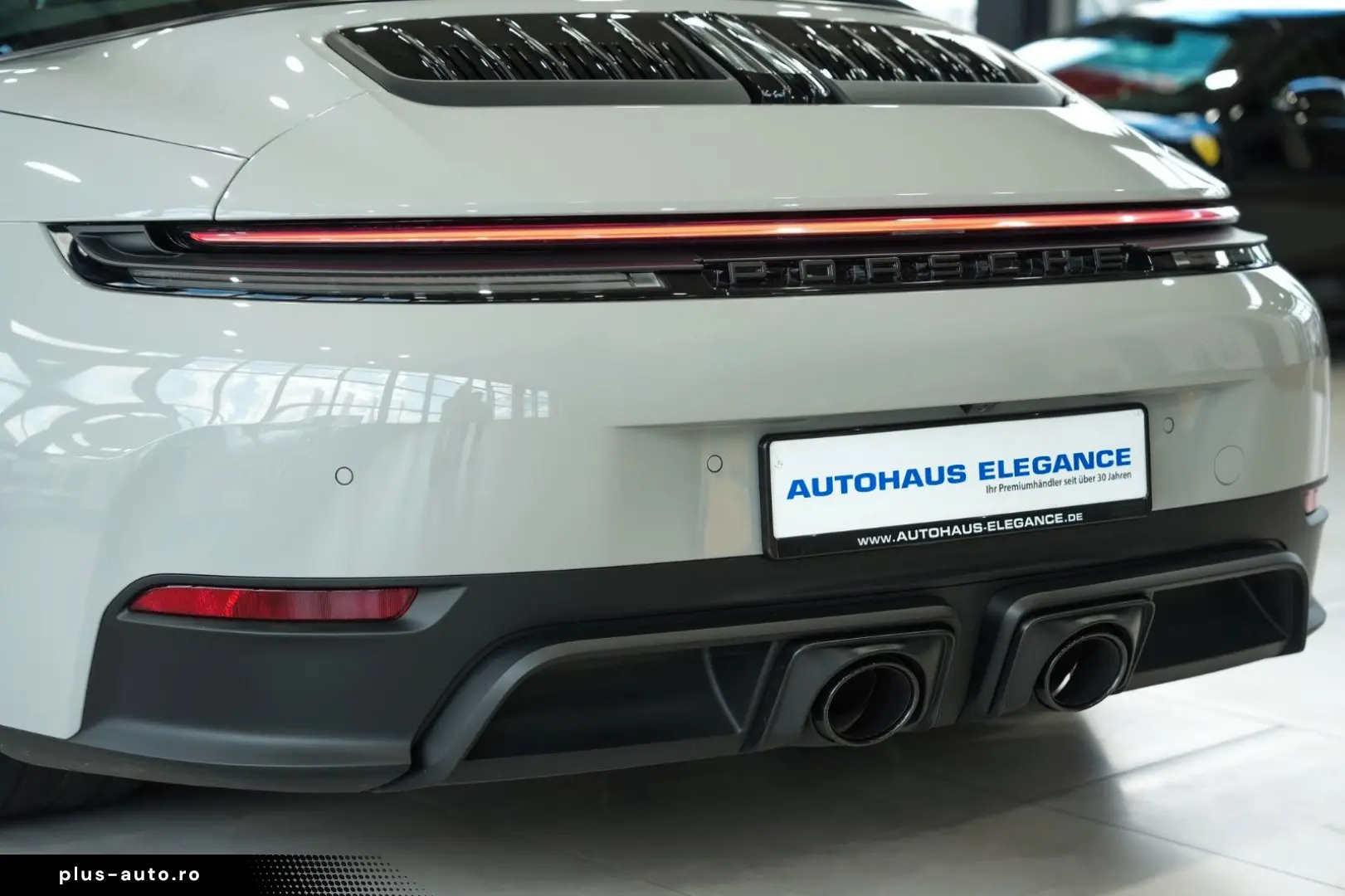 PORSCHE 911 Targa 4 GTS CHRONO LIFT CARBON BOSE 21 LM