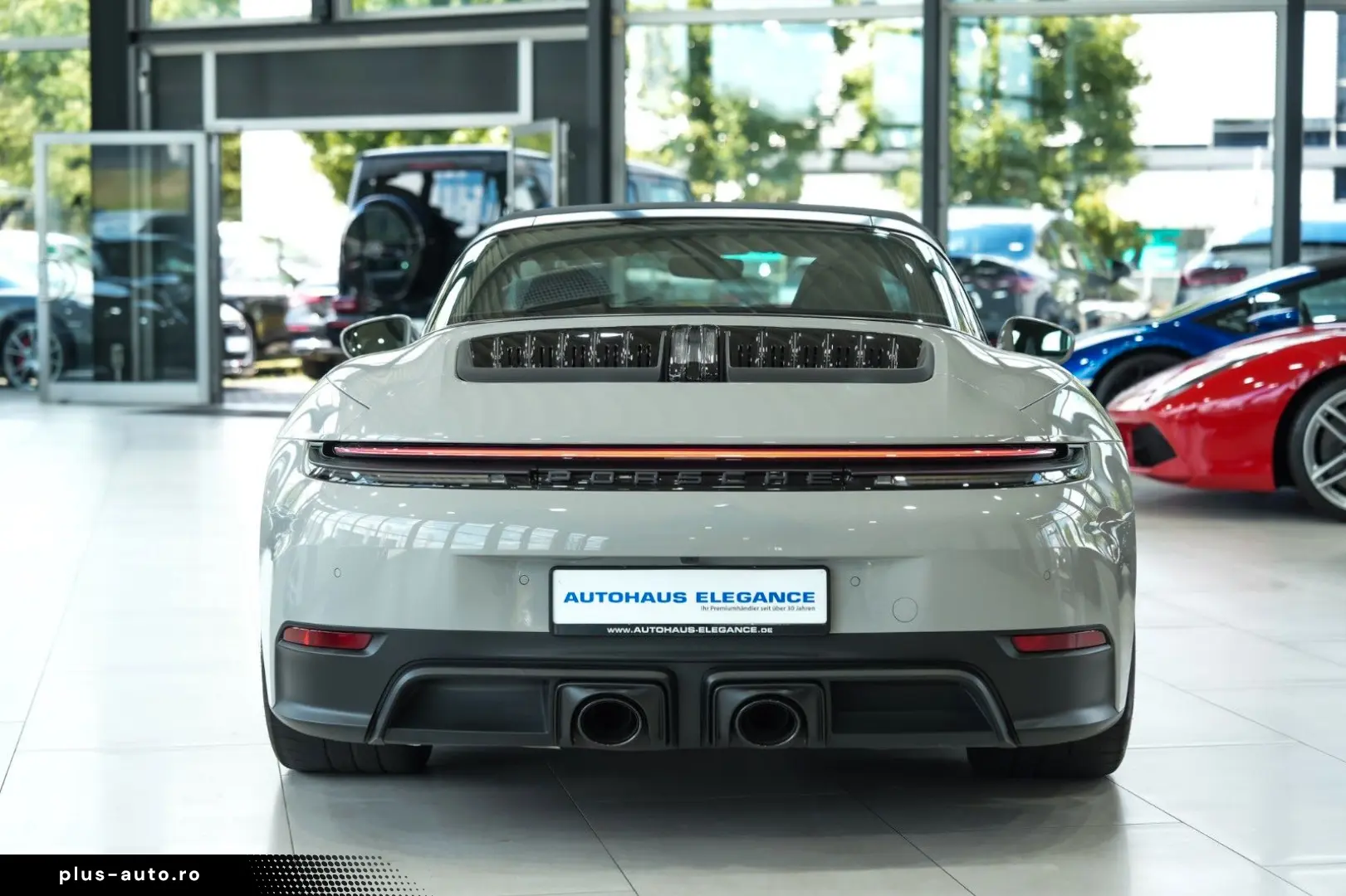 PORSCHE 911 Targa 4 GTS CHRONO LIFT CARBON BOSE 21 LM