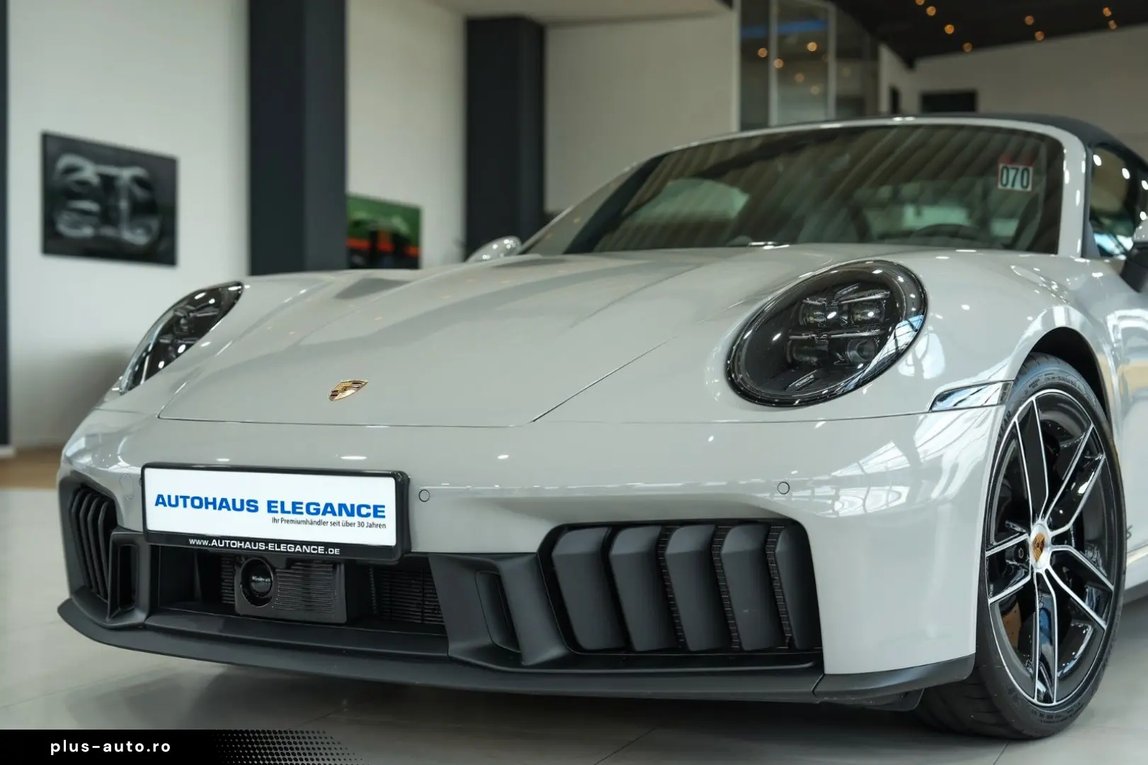 PORSCHE 911 Targa 4 GTS CHRONO LIFT CARBON BOSE 21 LM