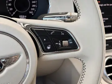 BENTLEY Continental GT Azure V8 Mulliner Bespoke MY26